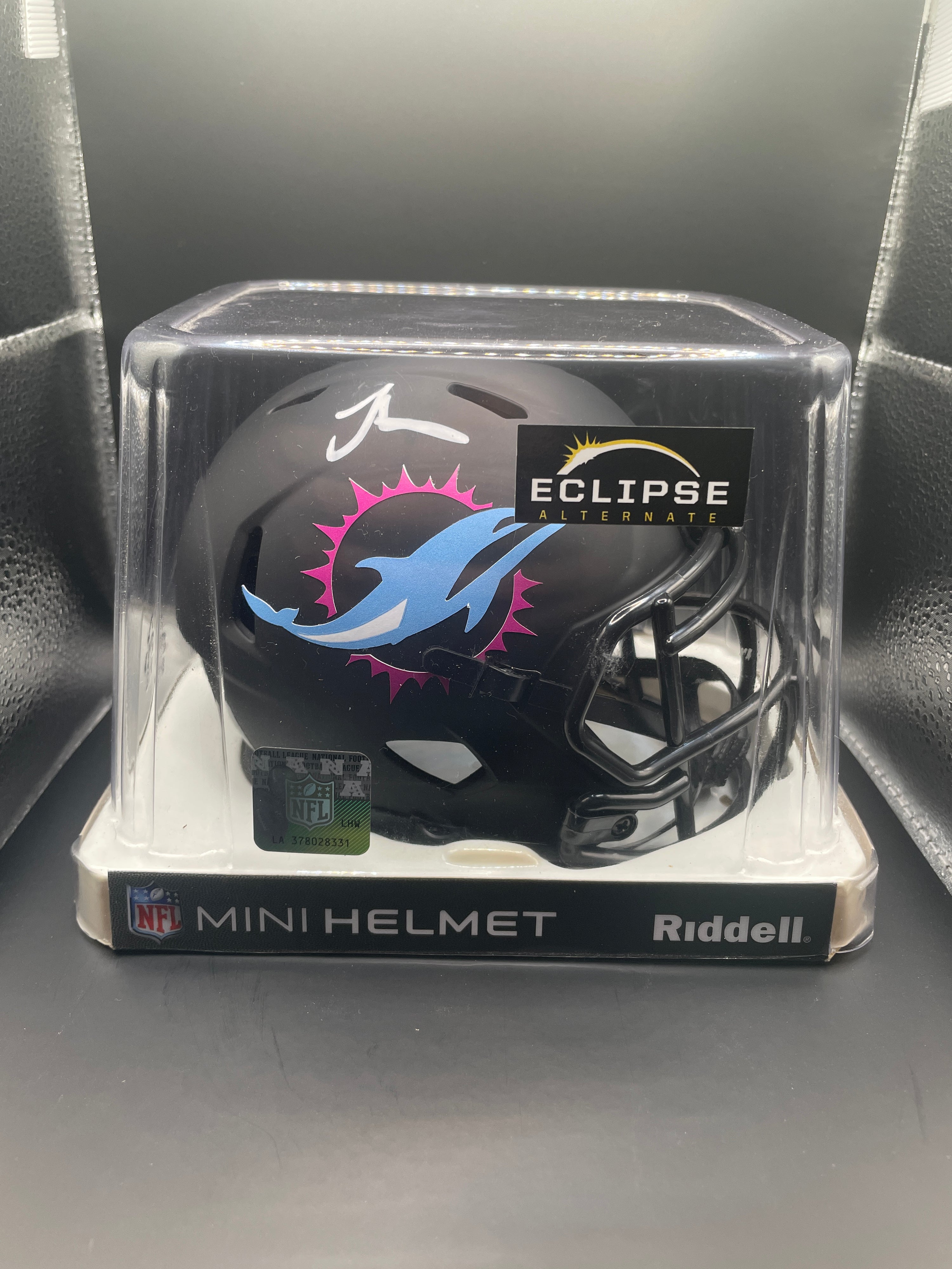 TYREEK HILL ECLIPSE MIAMI VICE MINI-HELMET AUTO